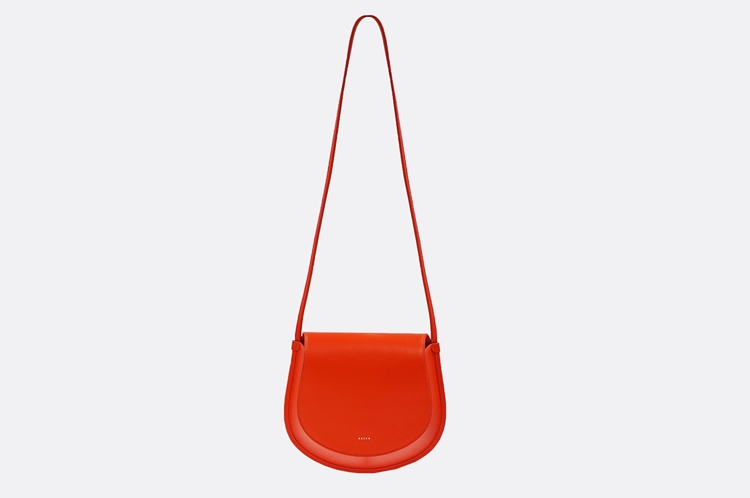 deva small red