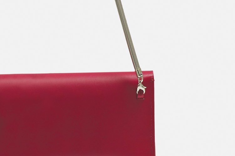 anouk chain one tone raspberry back